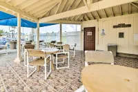 Waterfront Port Isabel Getaway: Bring Your Pet! - Wifi