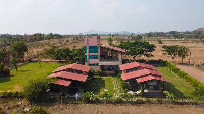 Rivercrest Stays Hotels near KWP