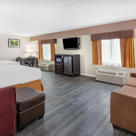 Days Inn by Wyndham Livonia/Canton/Detroit