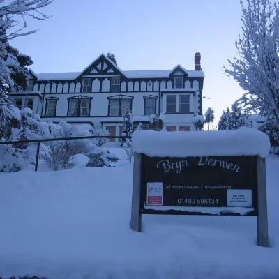Bryn Derwen Guest House Hotels near Conwy