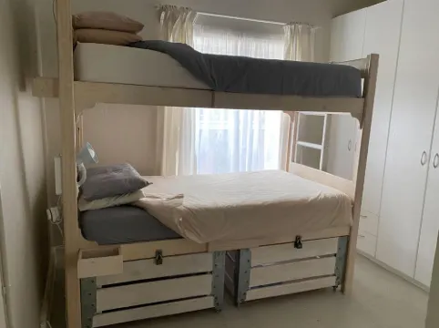 Cozy Crner Kitehouse