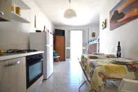 Alba Two-Room Air-Conditioned Holiday Home for 4 Guests Hotels in Torre dell'Orso