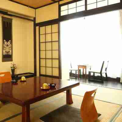 玉諾雅道薩西亞飯店 Rooms