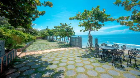 An Hoa Residence Отели рядом с достопримечательностью «MÀU Camping - Cắm Trại Hồ Cốc»