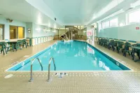 Comfort Inn & Suites - Pools