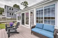 Charming Bristol Cottage w/ Private Beach! - 3-Star