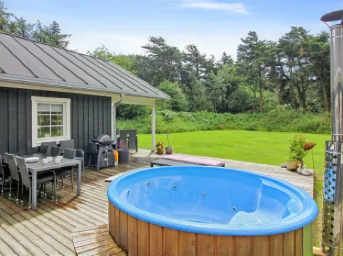 "Hela" - 1.4km from the Sea