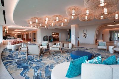 ホテル周辺 クラウンプラザホテル&リゾート グアムの写真