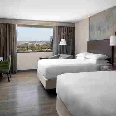 Dallas/Addison Marriott Quorum by the Galleria Rooms