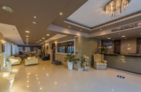 Planos Beach Hotel 海灘酒店