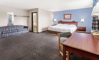 Super 8 by Wyndham Kenosha/Pleasant Prairie