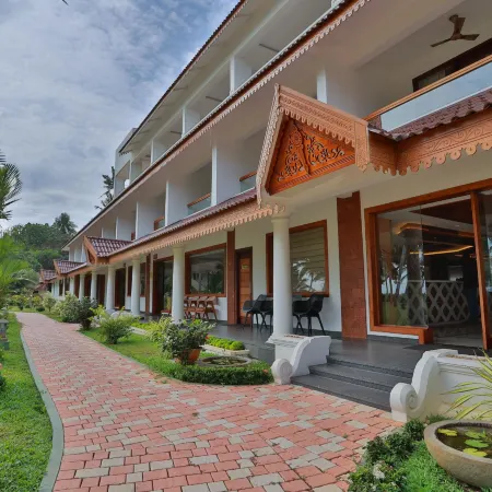 Lagoona Beach Resort, Kovalam