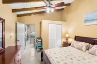 Caribbean View for You 1 Bedroom Condo by Redawning Hotel di Pulau Saint Croix