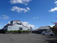 Adventure Lodge and Motels and Tongariro Crossing Track Transport