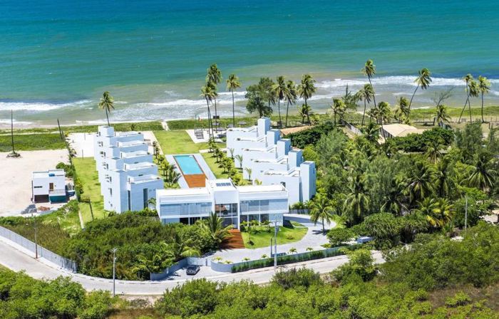 B Blue Beachouses