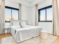 Sanders Crystal 2 - Sweet 2-Bdr Apt w Shared Pool