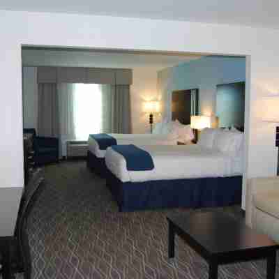 Holiday Inn Express & Suites Springville-South Provo Area Rooms