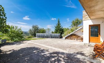 Kušar - Housity