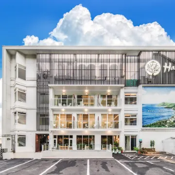 HOTEL HAYATA LAGOM Hotels near White Sand Beach