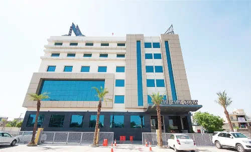 The Palm Court Các khách sạn ở Ludhiana