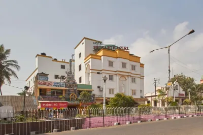 Hotel Sri Sabthagiri Hotel di 