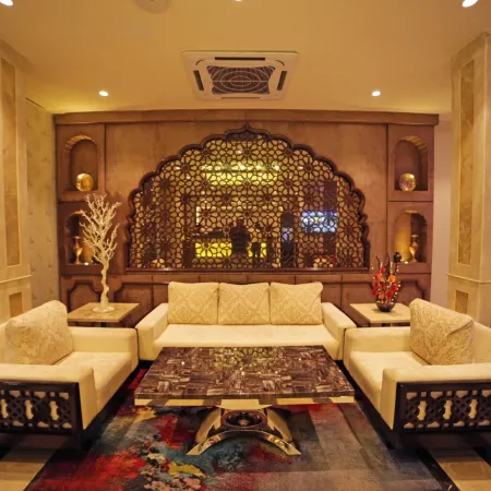Hotel Royal Inn