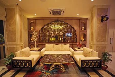 Hotel Royal Inn Отели в г. Сикар