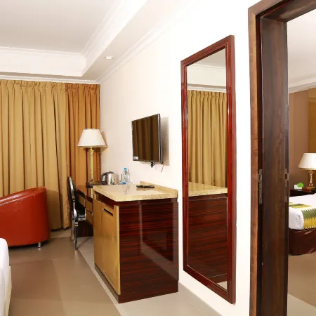 Hotel Bonanza Отели в г. Аллеппи