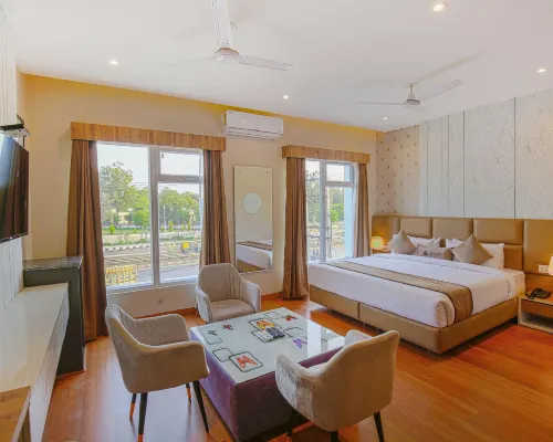 Hotel AK Continental Zirakpur Hotels in Zirakpur