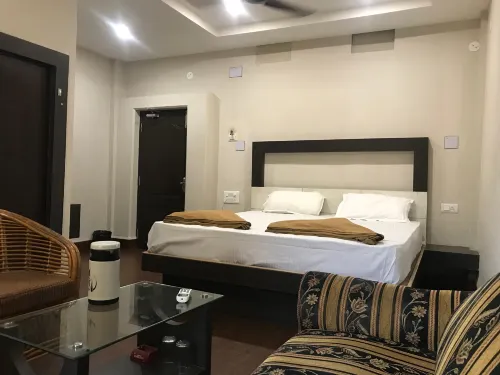 Hotel Li-N-Ja Hotels in Sambalpur