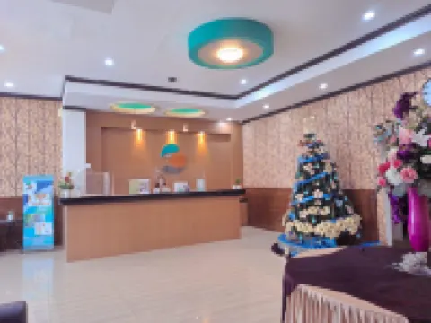 Bahubay Hotel and Residence Hotels in Malalayang