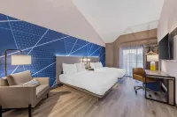 Comfort Inn & Suites Irvine Spectrum Hotels in Mission Viejo