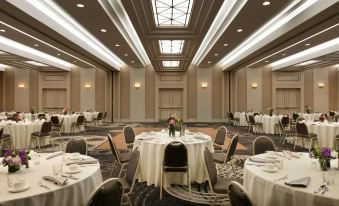 DoubleTree by Hilton New York LaGuardia Airport