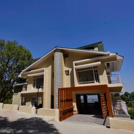 Hotel  Rajgriha Kasauli