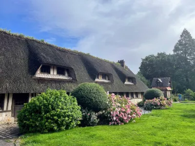 La Chaumière Normande Hotels in Bolbec