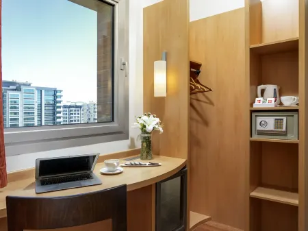 Ibis Adana Отели рядом с достопримечательностью «Парк Ататюрка»