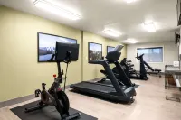 Oxford Suites Redding - Gym