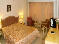 Hotel Supreme