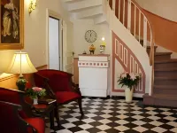Hotel Busch فنادق في BarBel