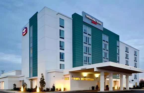 亨茨維爾市中心SpringHill Suites酒店