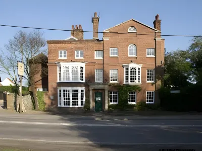 The Crown House Inn Hotels near Saffron Hall