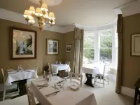 Tir y Coed Country House