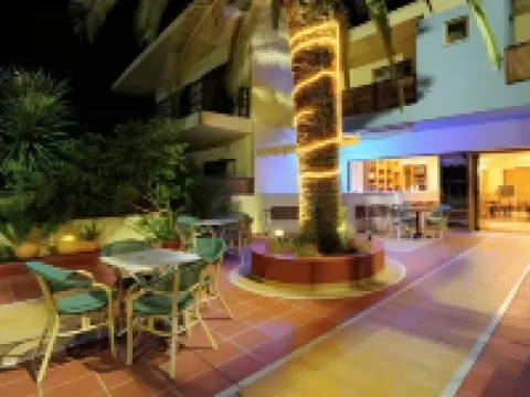 Mary Hotel & Mary Royal Suites