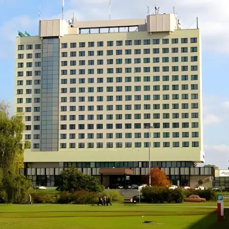 Hotel Gromada Pila