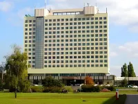 Hotel Gromada Pila