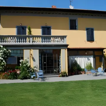 Al Porto di Lucca B&B