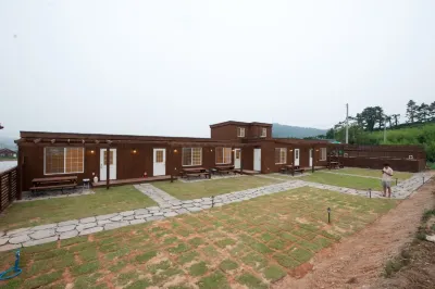 Sinan Sloth Pension Hotels near Heuksando