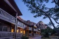 Zion Lodge - Inside the Park - 3 tähden