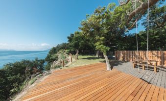 Ｇｌａｍｐｉｎｇ　Ｖｉｌｌａ　ＳＡＭＥＹＡ　ＡＷＡＪＩ