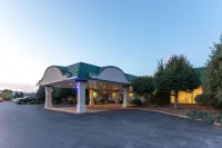 Days Inn by Wyndham Luray Shenandoah Hotels in Luray
